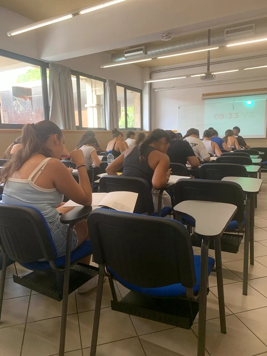 Aula d'exàmens oficials PAP durant la prova (2)