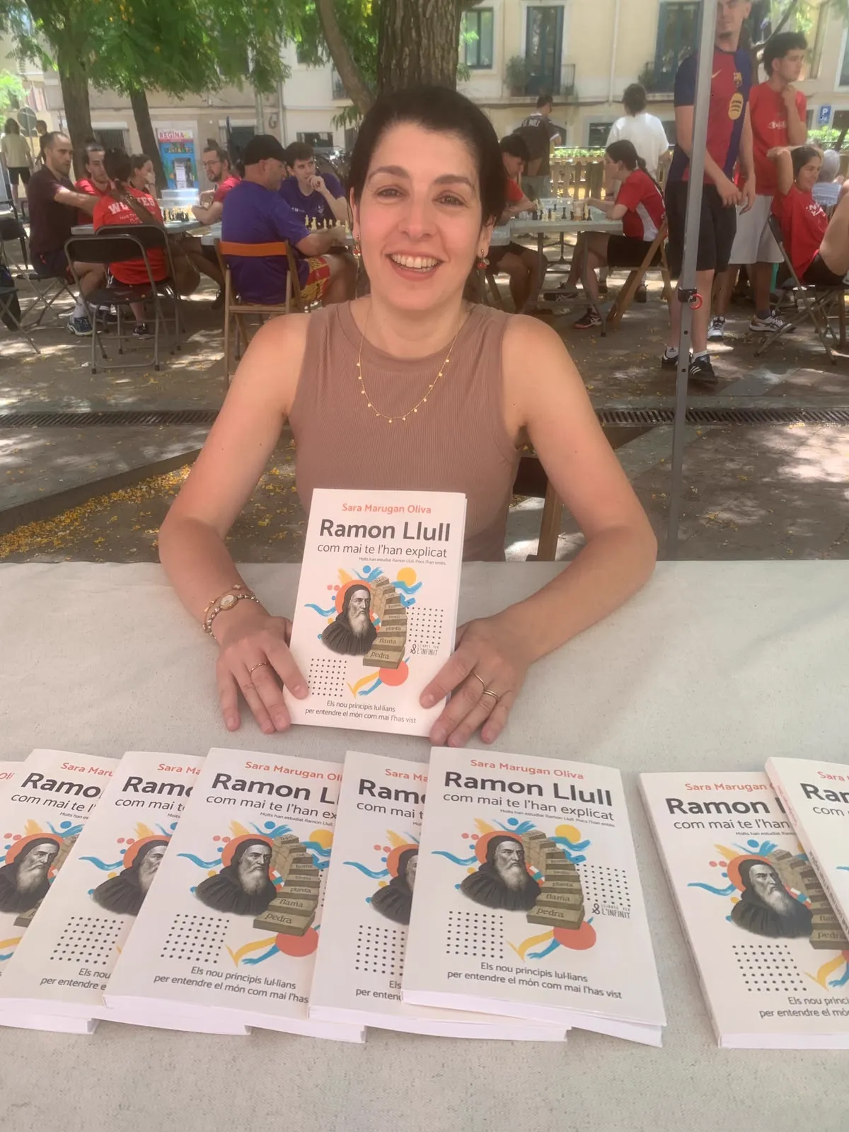The Minerva Collective: the women creators of Gràcia backing Sara (6)